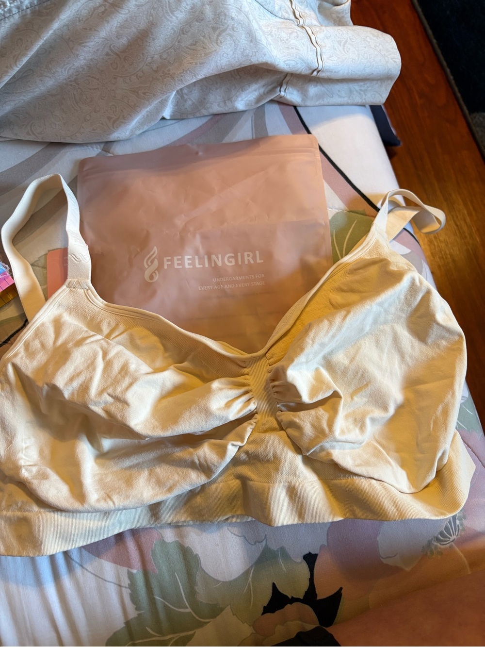 Feelingirl Cream Wirefree Everyday Bra - Soft Stretch Comfort